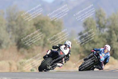 media/Oct-04-2025-CVMA (Sat) [[408bcdd6e4]]/Race 13-Amateur Supersport Open/